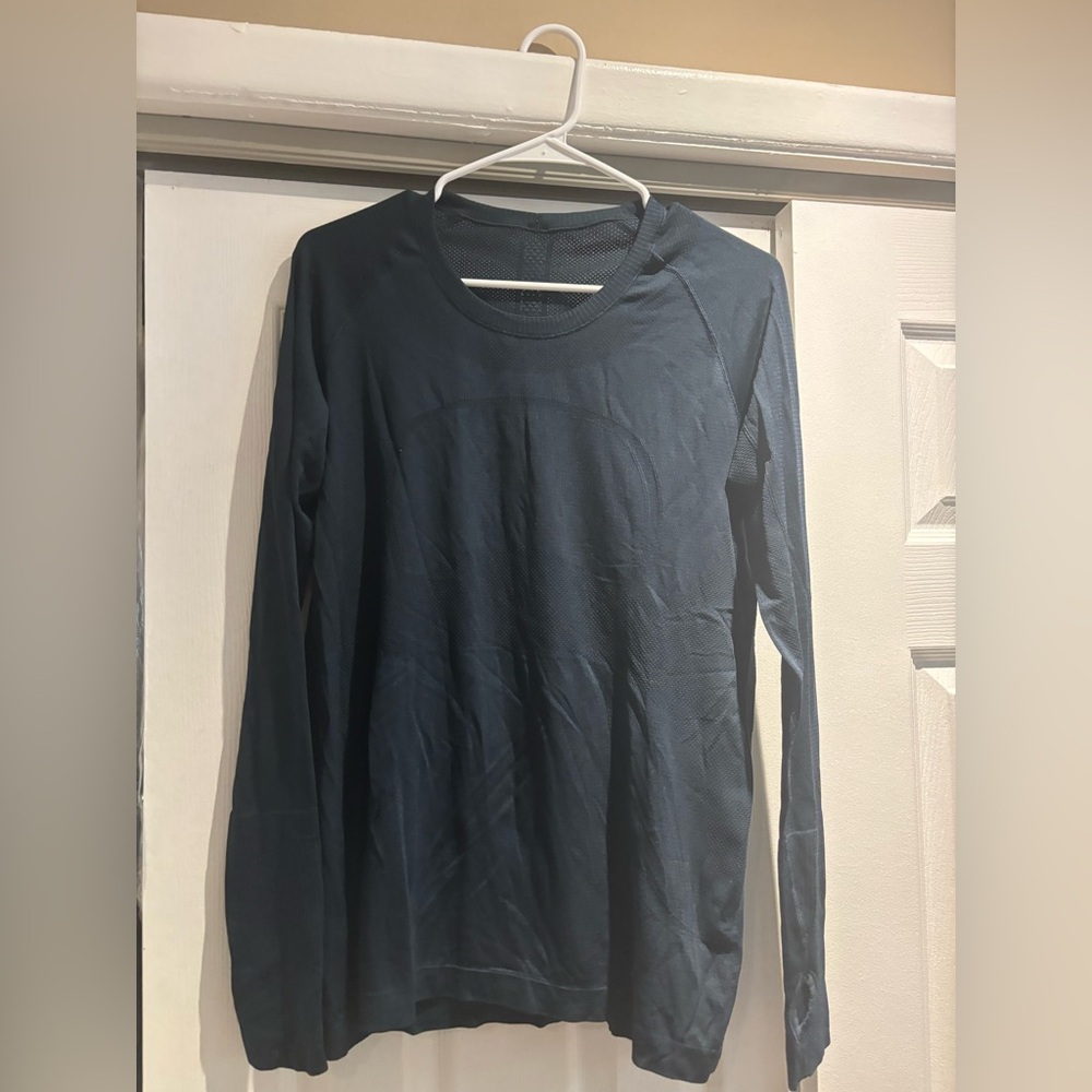 Lululemon Athletica Black Long Sleeve Tee